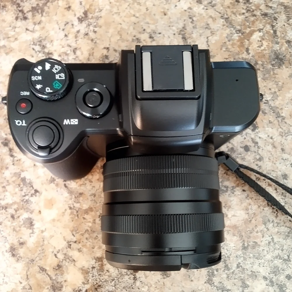 8K NIB Digital Camera Ultra HD, Dual Cameras, Auto Focus, All Accessories Below
